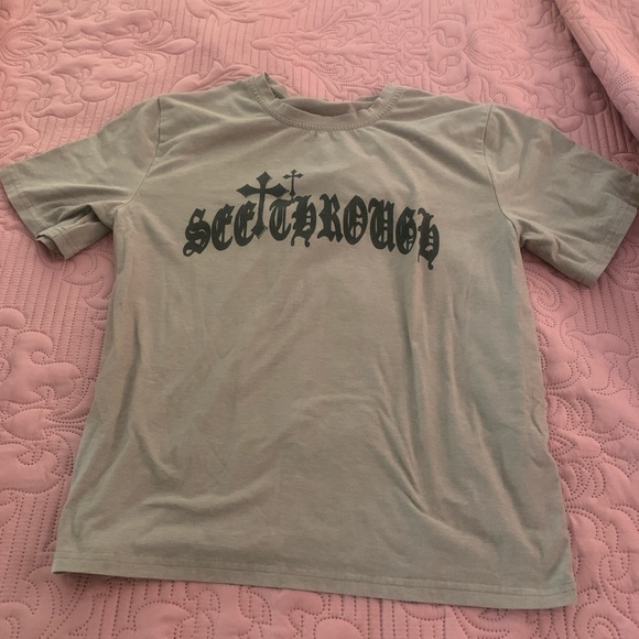 graphic tee - Picture 4 of 4